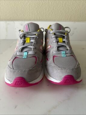 New Balance 888 Women's Sneaker